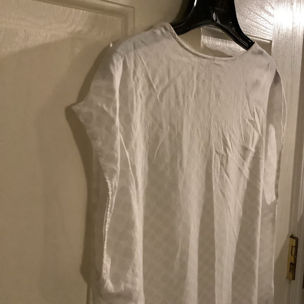 Old Navy Brand blouse, size large. - Picture 10 of 10